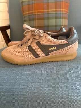 Gola sneakers